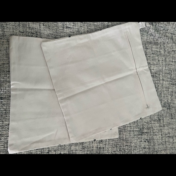 2 NWOT Uncommon James throw pillow covers - Picture 2 of 3